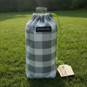 Grey Checker Drawstring Bottle Bag